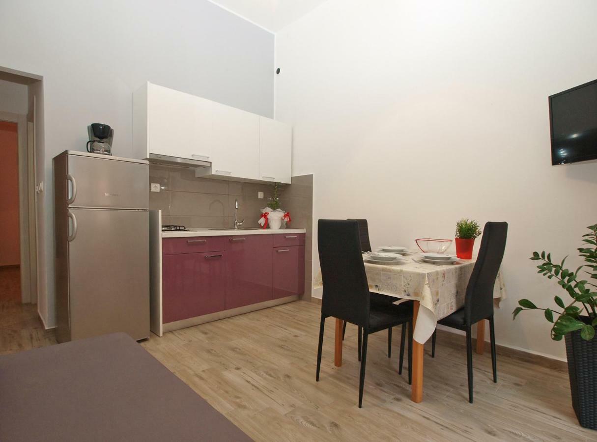Apartments Oriana 898 Pula Ngoại thất bức ảnh
