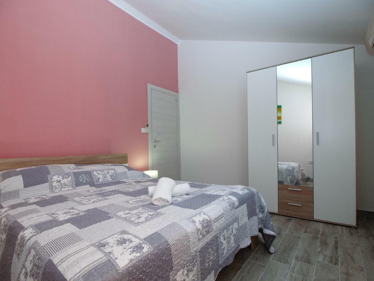 Apartments Oriana 898 Pula Ngoại thất bức ảnh